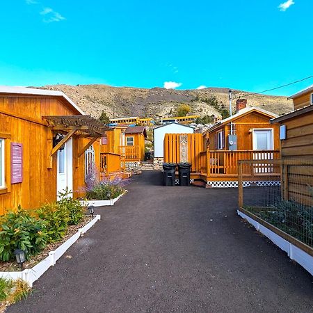 Yellowstone'S Treasure Cabins Gardiner Exterior photo