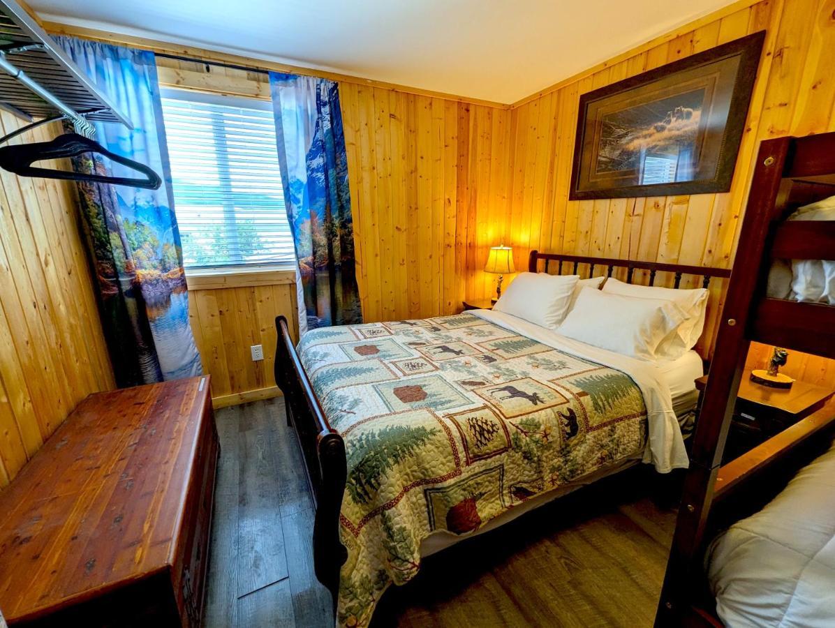 Yellowstone'S Treasure Cabins Gardiner Exterior photo