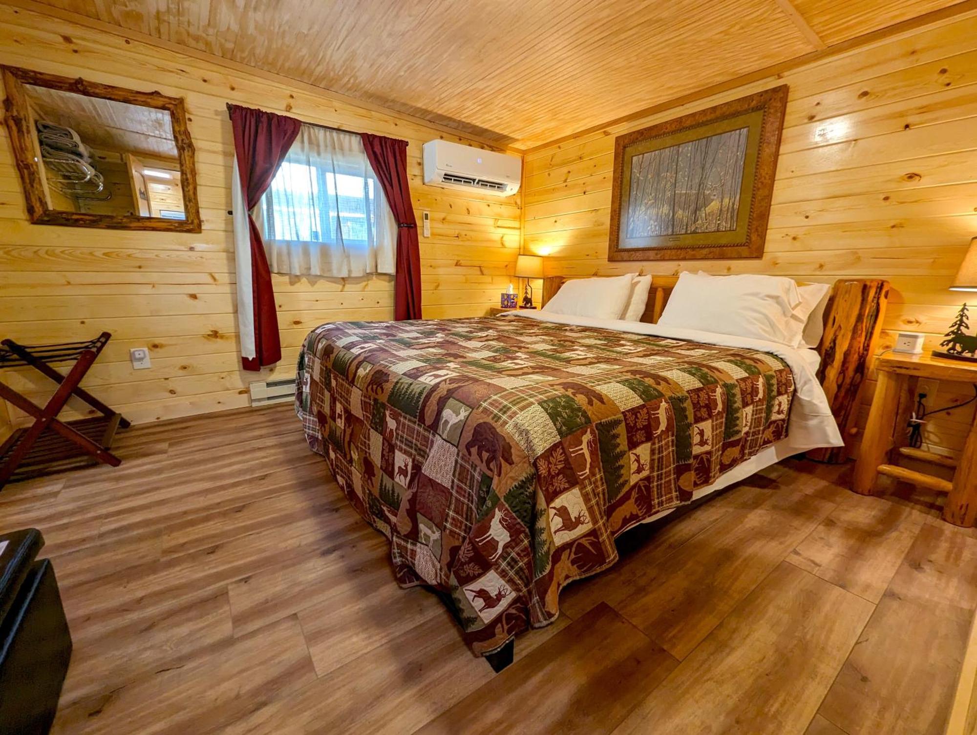 Yellowstone'S Treasure Cabins Gardiner Exterior photo